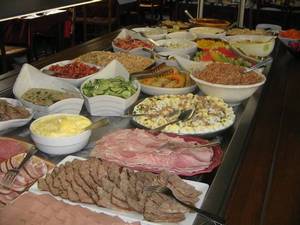 Restaurant Le GALION|Buffet de charcuteries galion-buffet-04